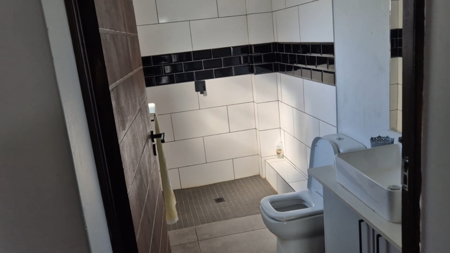 5 Bedroom Property for Sale in Boschkop A H Gauteng