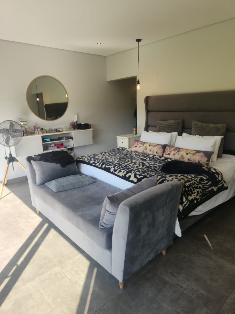 5 Bedroom Property for Sale in Boschkop A H Gauteng