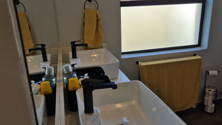 5 Bedroom Property for Sale in Boschkop A H Gauteng