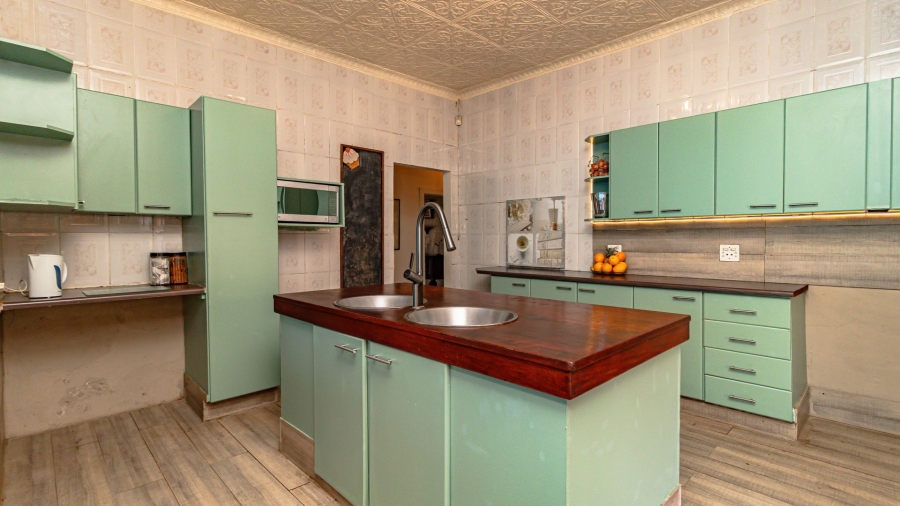 3 Bedroom Property for Sale in Edenvale Central Gauteng