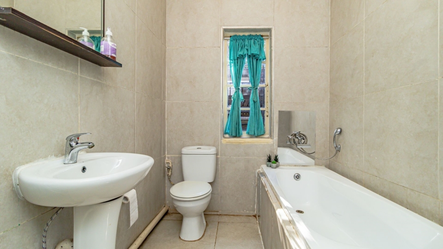 3 Bedroom Property for Sale in Edenvale Central Gauteng
