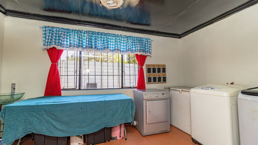 3 Bedroom Property for Sale in Edenvale Central Gauteng