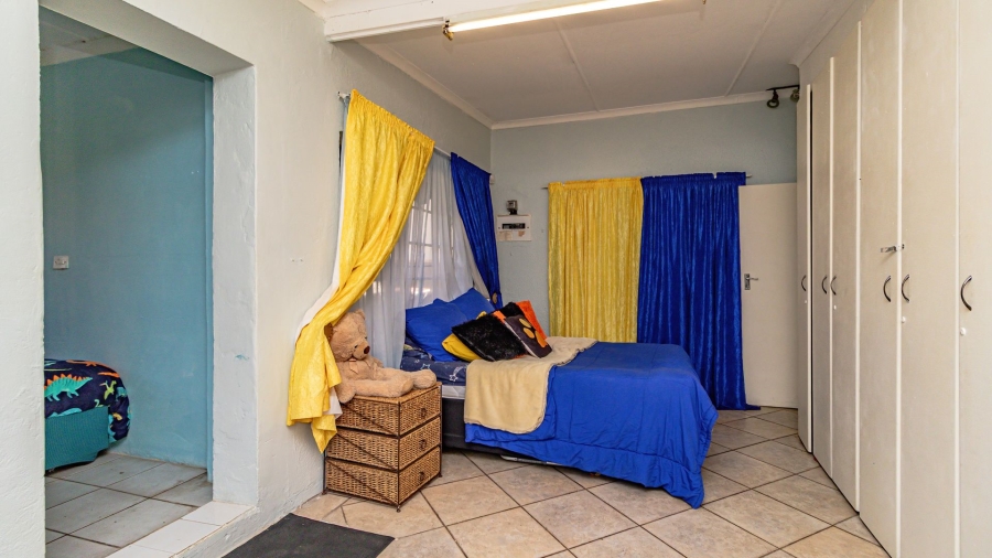 3 Bedroom Property for Sale in Edenvale Central Gauteng