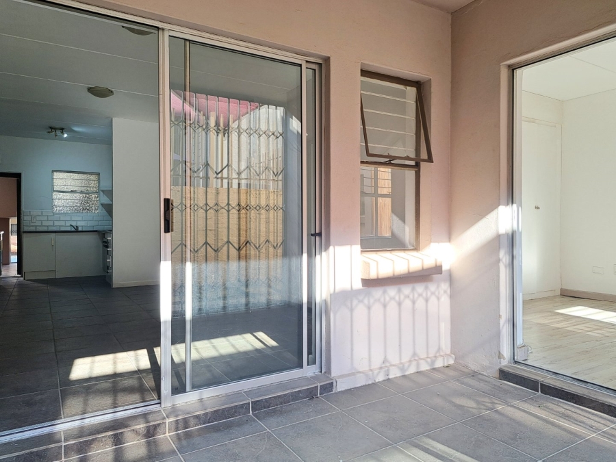 To Let 2 Bedroom Property for Rent in Northgate Gauteng