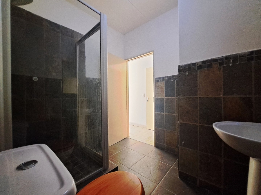 To Let 2 Bedroom Property for Rent in Northgate Gauteng