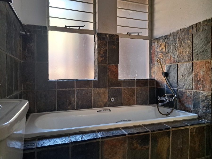 To Let 2 Bedroom Property for Rent in Northgate Gauteng