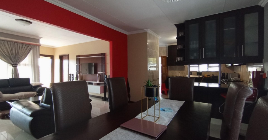 3 Bedroom Property for Sale in Thatchfield Glen Gauteng