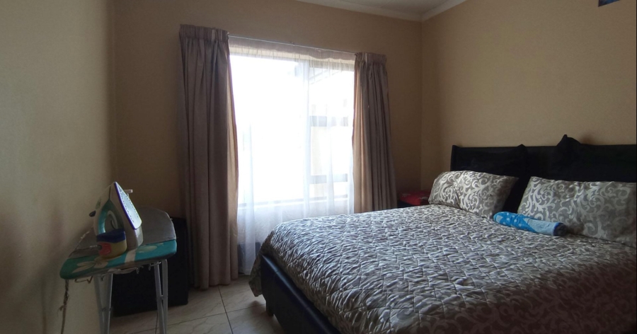 3 Bedroom Property for Sale in Thatchfield Glen Gauteng