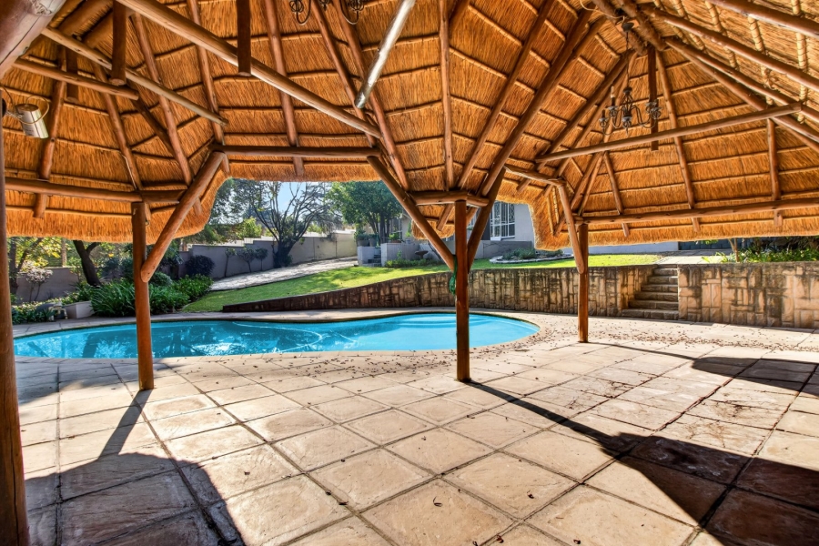 To Let 12 Bedroom Property for Rent in Bryanston Gauteng