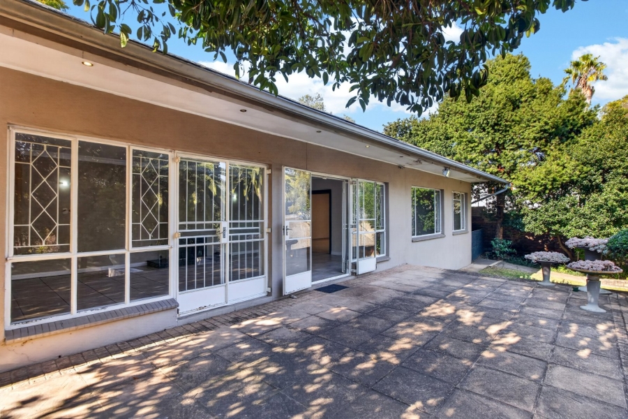 To Let 12 Bedroom Property for Rent in Bryanston Gauteng