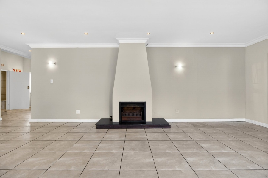 To Let 12 Bedroom Property for Rent in Bryanston Gauteng