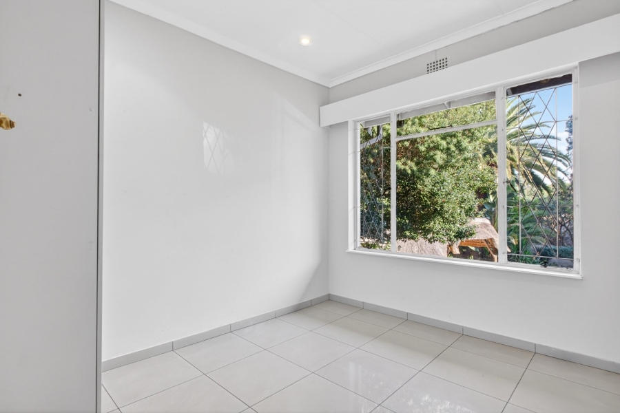 To Let 12 Bedroom Property for Rent in Bryanston Gauteng
