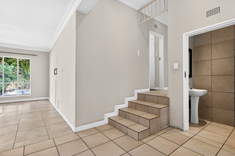 To Let 12 Bedroom Property for Rent in Bryanston Gauteng