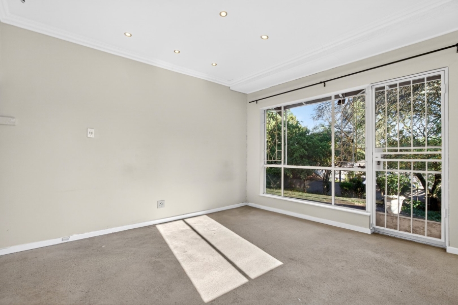 To Let 12 Bedroom Property for Rent in Bryanston Gauteng