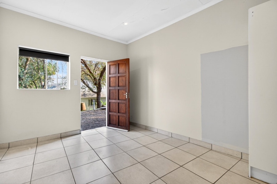 To Let 12 Bedroom Property for Rent in Bryanston Gauteng