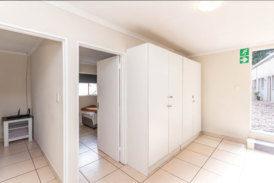 To Let 12 Bedroom Property for Rent in Bryanston Gauteng