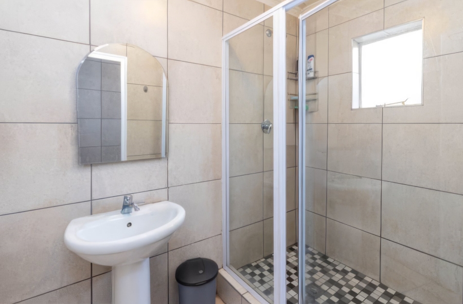 To Let 12 Bedroom Property for Rent in Bryanston Gauteng