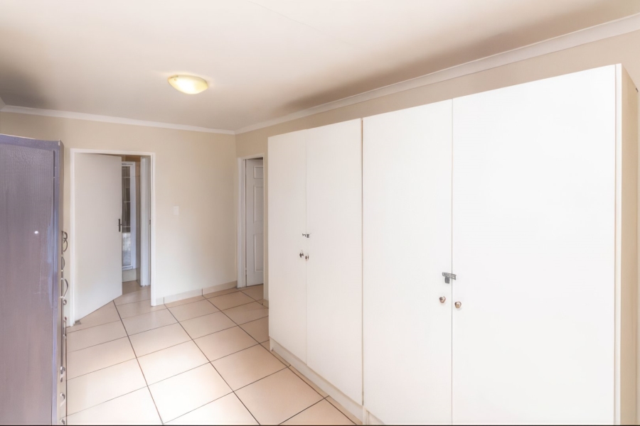 To Let 12 Bedroom Property for Rent in Bryanston Gauteng