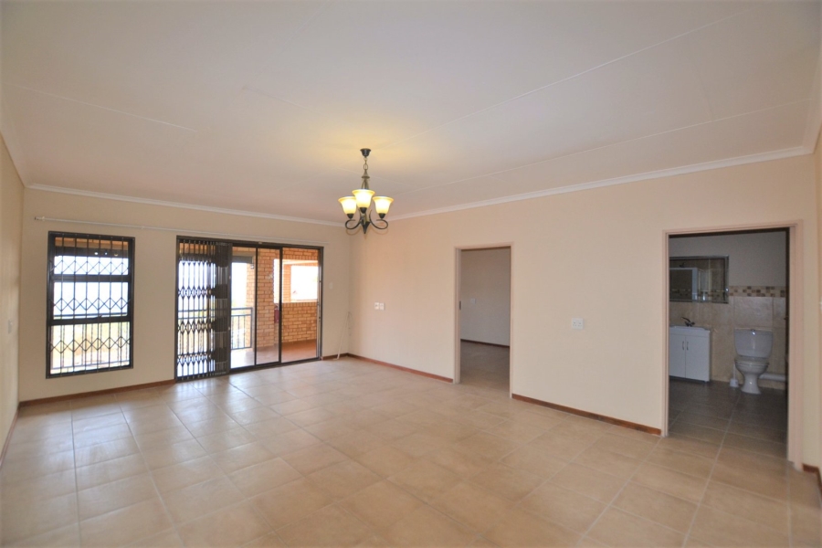To Let 2 Bedroom Property for Rent in Monument Gauteng