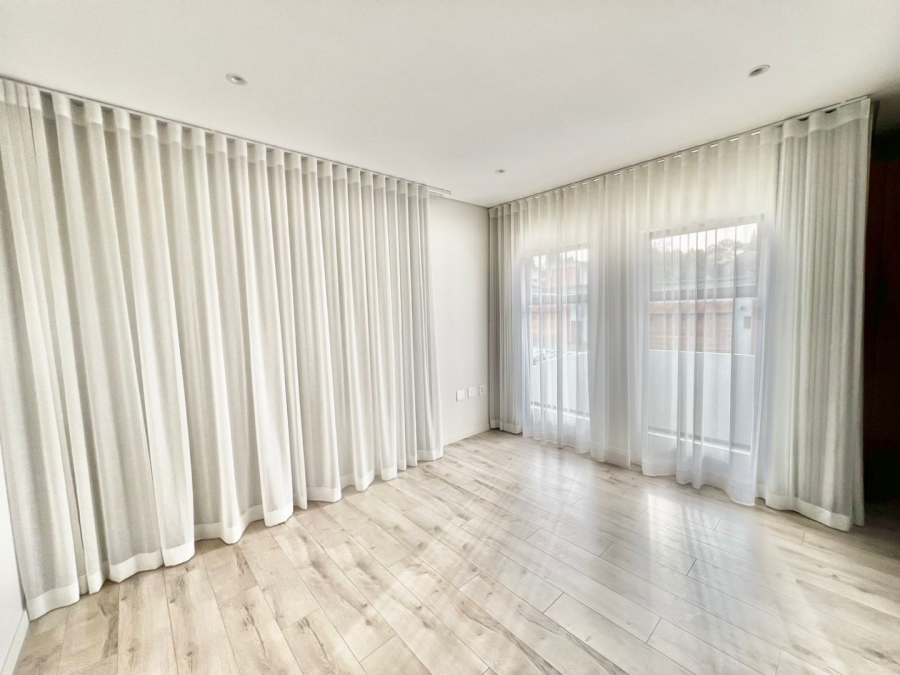 4 Bedroom Property for Sale in Carlswald Gauteng