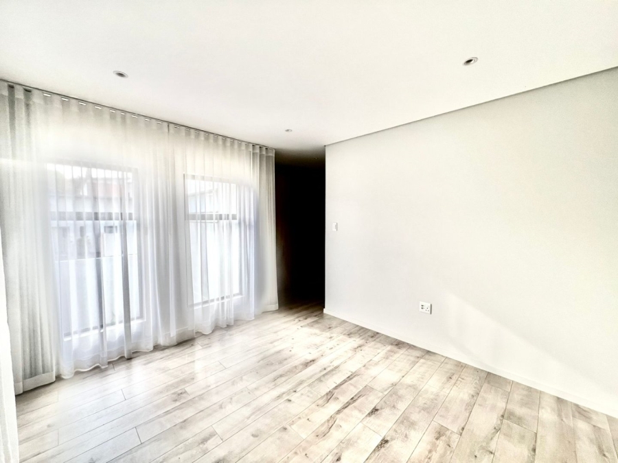 4 Bedroom Property for Sale in Carlswald Gauteng