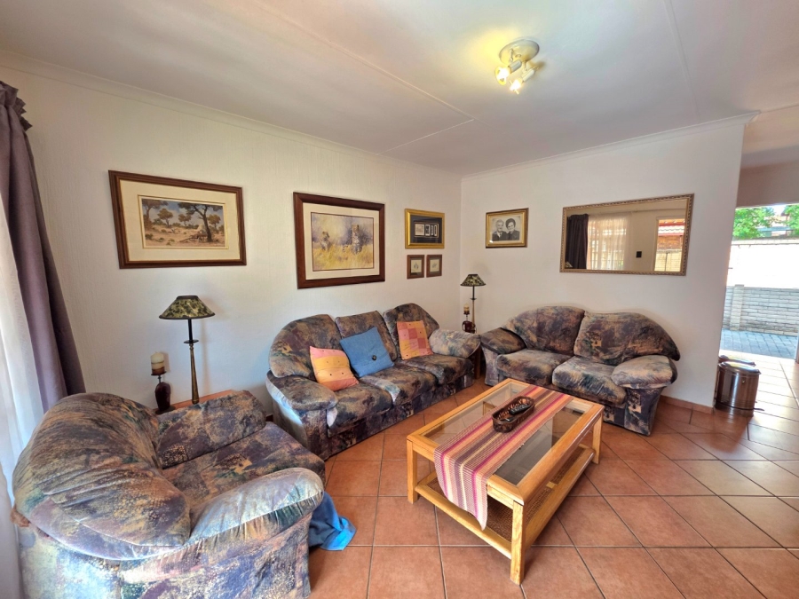 2 Bedroom Property for Sale in Equestria Gauteng
