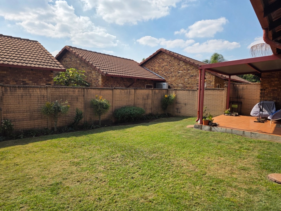 2 Bedroom Property for Sale in Equestria Gauteng