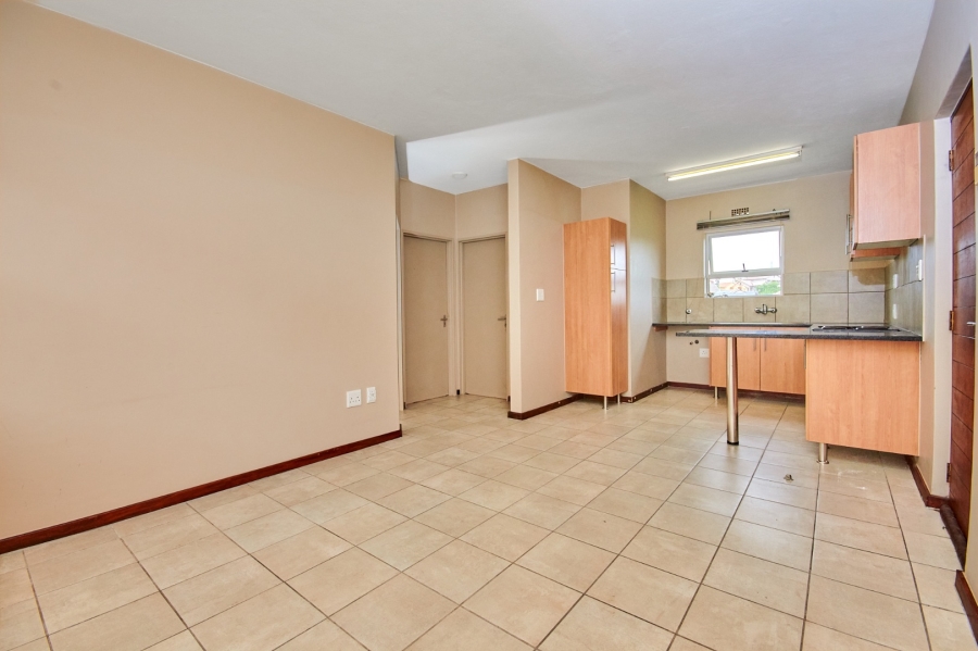 To Let 2 Bedroom Property for Rent in Kosmosdal Gauteng
