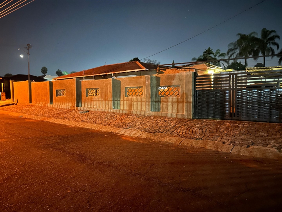 3 Bedroom Property for Sale in Danville Gauteng