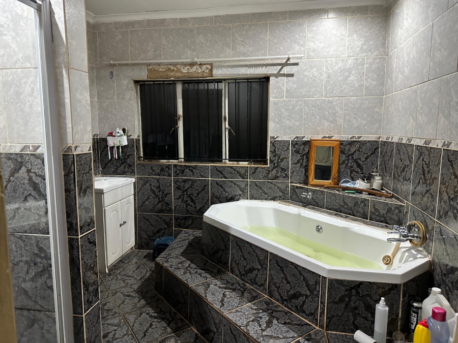 3 Bedroom Property for Sale in Danville Gauteng