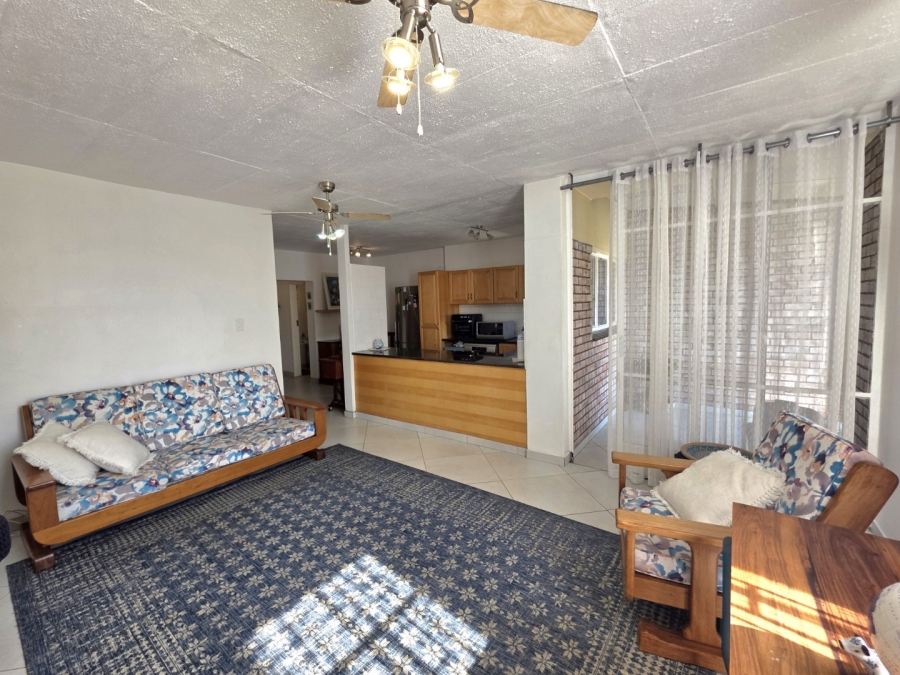 3 Bedroom Property for Sale in La Montagne Gauteng