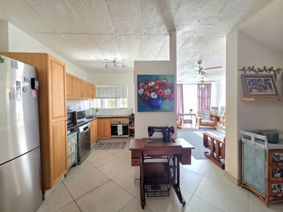 3 Bedroom Property for Sale in La Montagne Gauteng