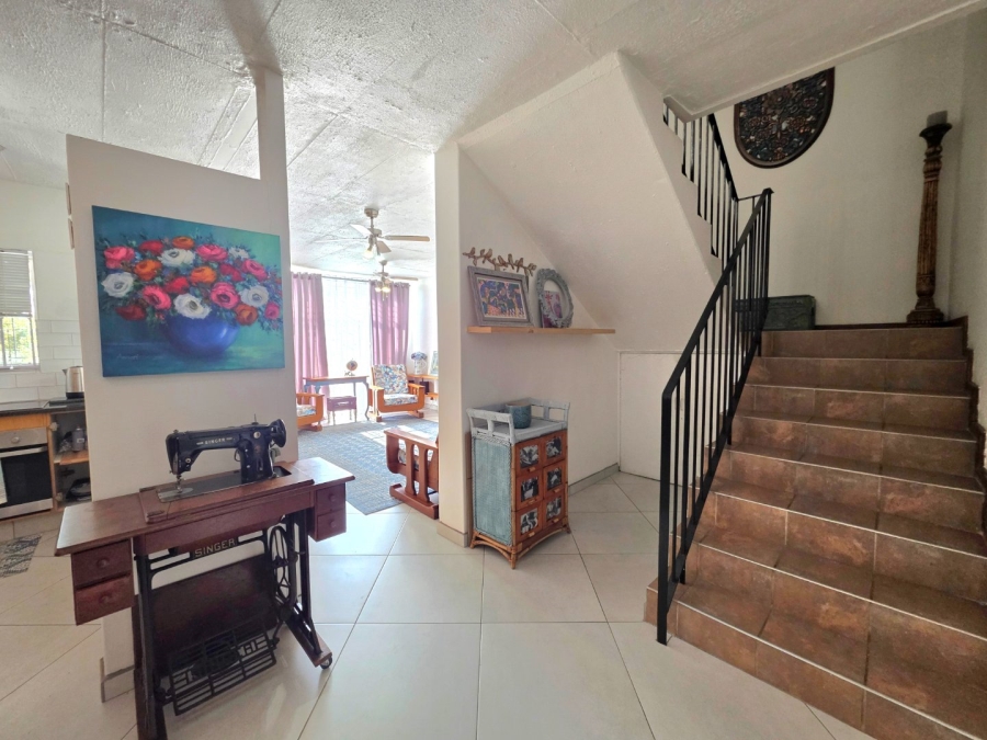 3 Bedroom Property for Sale in La Montagne Gauteng