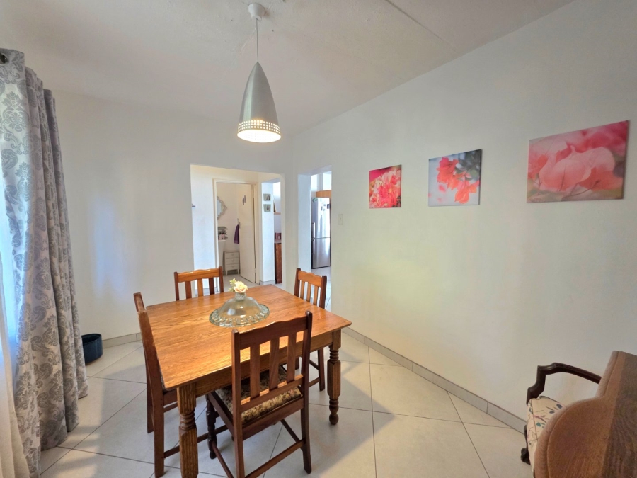 3 Bedroom Property for Sale in La Montagne Gauteng