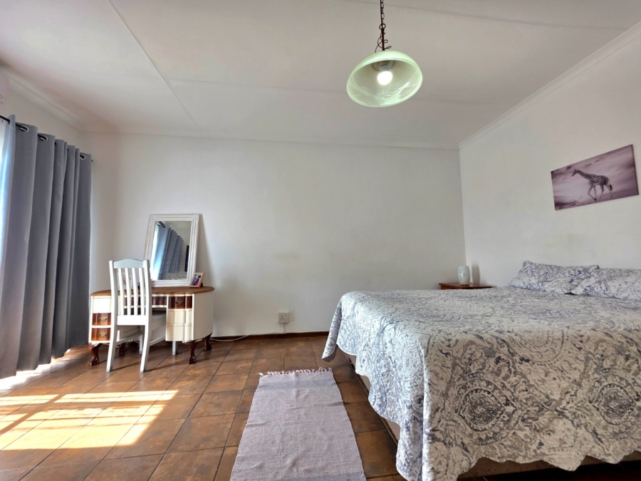3 Bedroom Property for Sale in La Montagne Gauteng