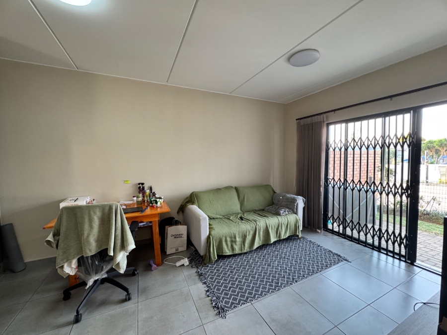 2 Bedroom Property for Sale in Vorna Valley Gauteng