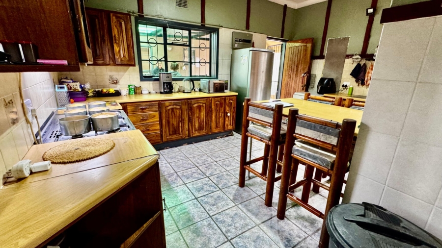 5 Bedroom Property for Sale in Valhalla Gauteng