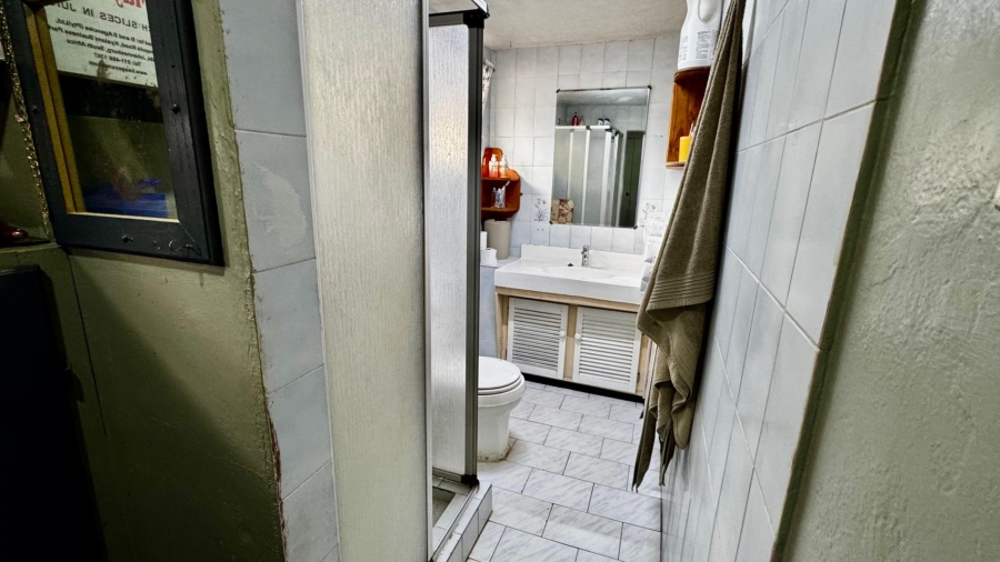 5 Bedroom Property for Sale in Valhalla Gauteng