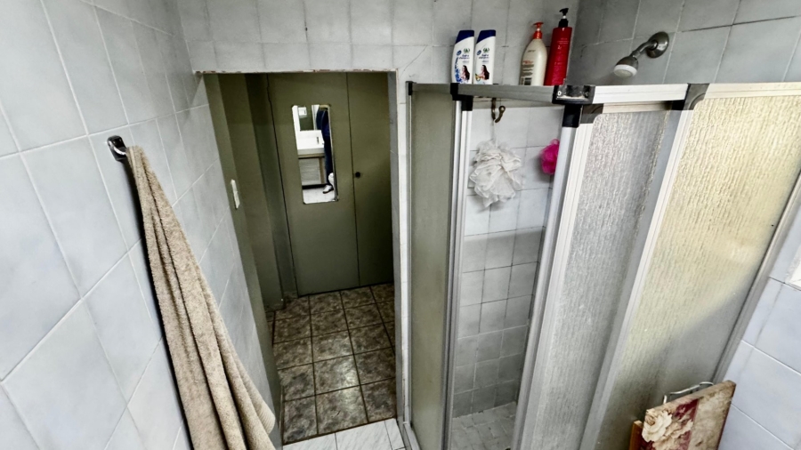 5 Bedroom Property for Sale in Valhalla Gauteng