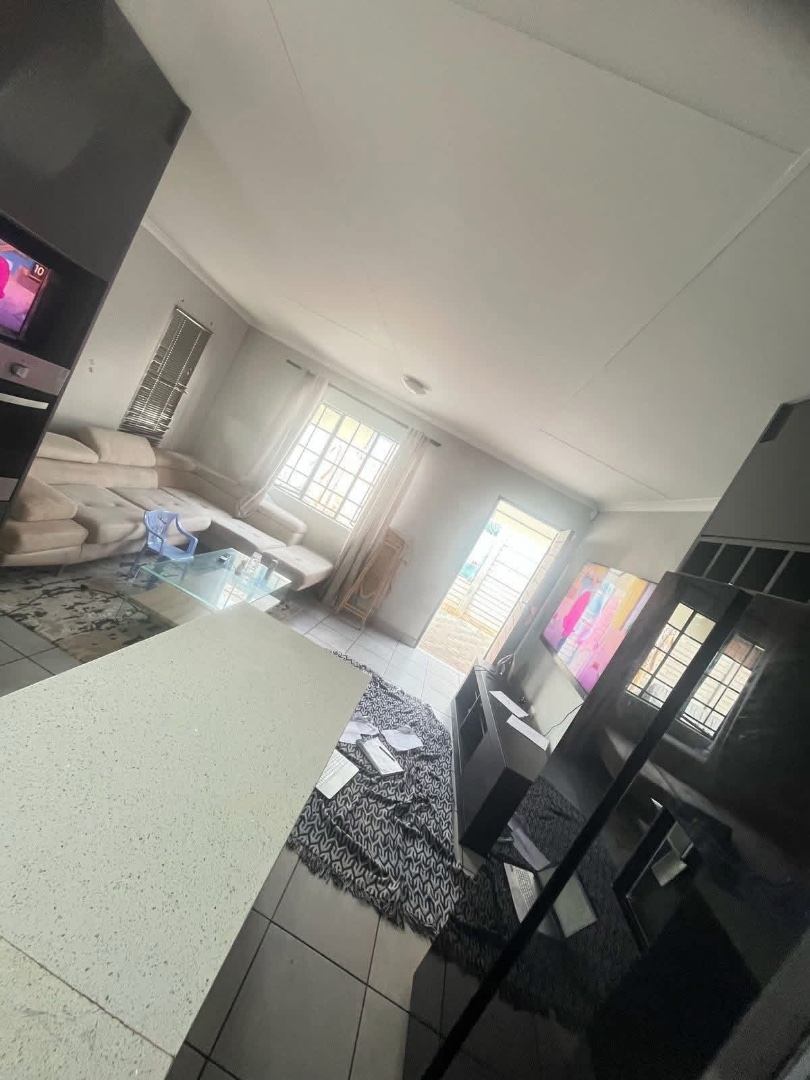 3 Bedroom Property for Sale in Zwartkoppies Gauteng