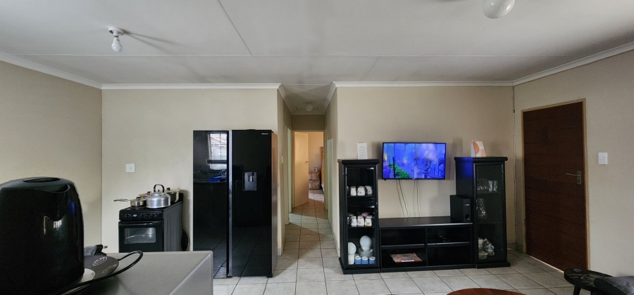 3 Bedroom Property for Sale in Sky City Gauteng