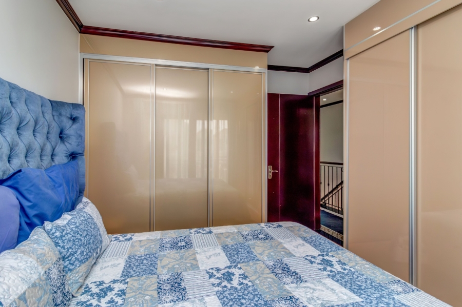 3 Bedroom Property for Sale in Maroeladal Gauteng
