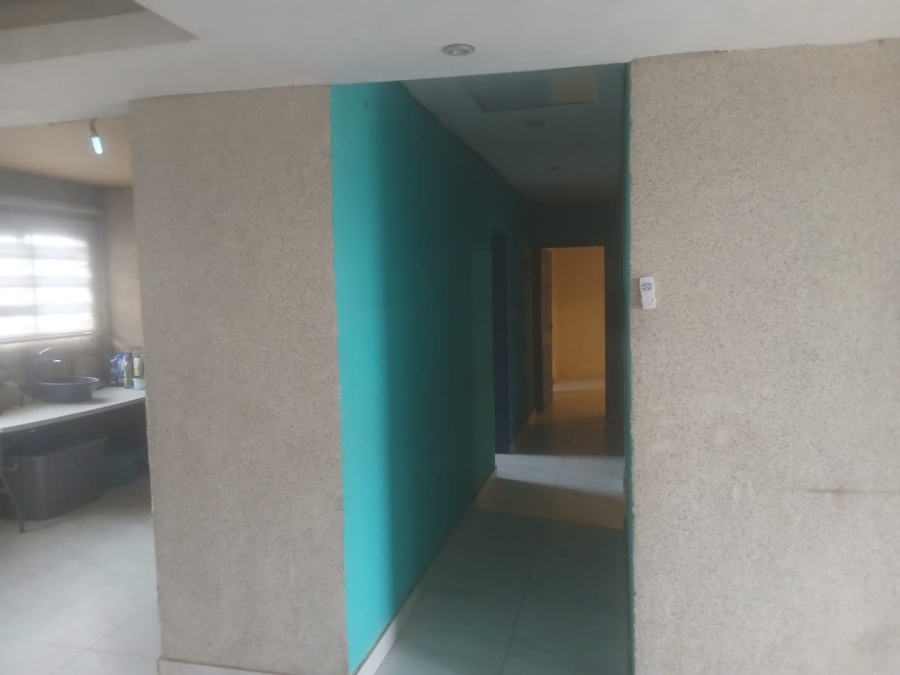 3 Bedroom Property for Sale in Mohlakeng Gauteng