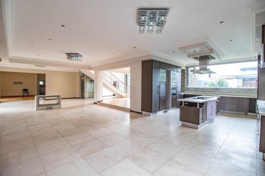 7 Bedroom Property for Sale in Serengeti Lifestyle Estate Gauteng