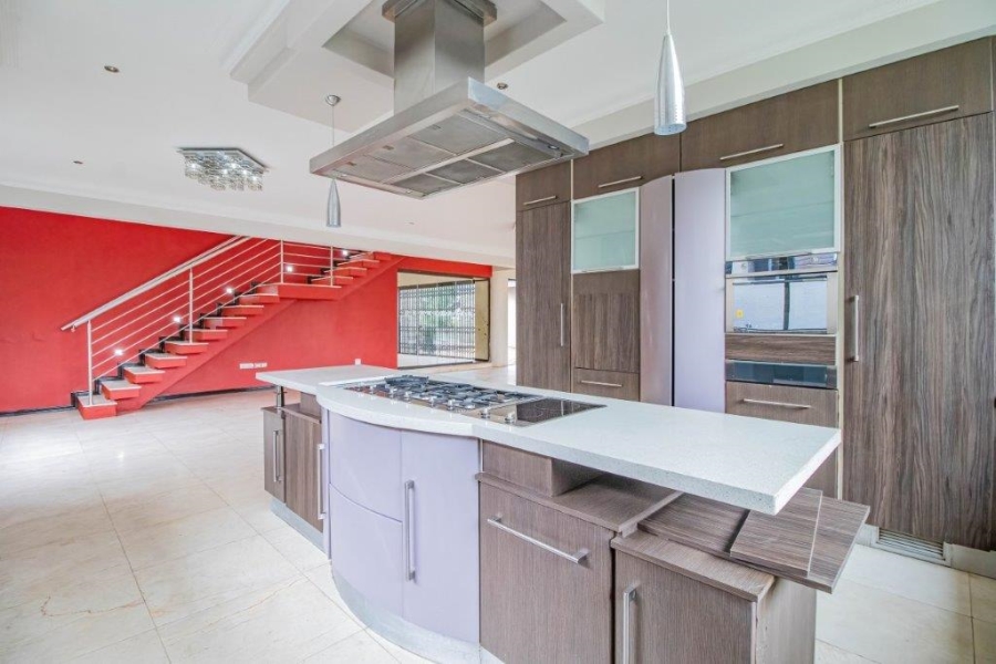 7 Bedroom Property for Sale in Serengeti Lifestyle Estate Gauteng