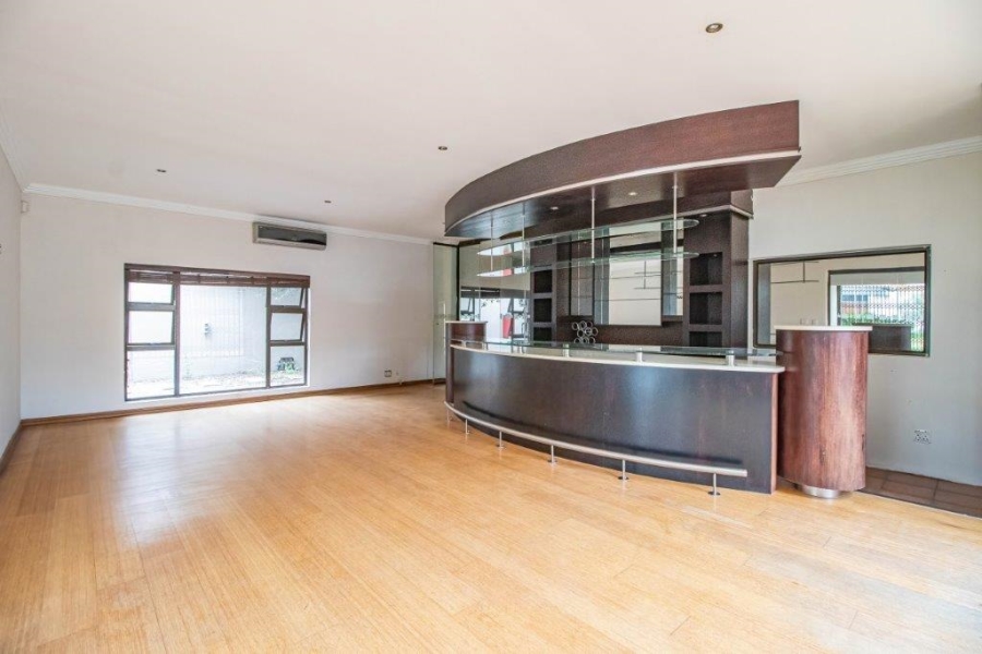 7 Bedroom Property for Sale in Serengeti Lifestyle Estate Gauteng