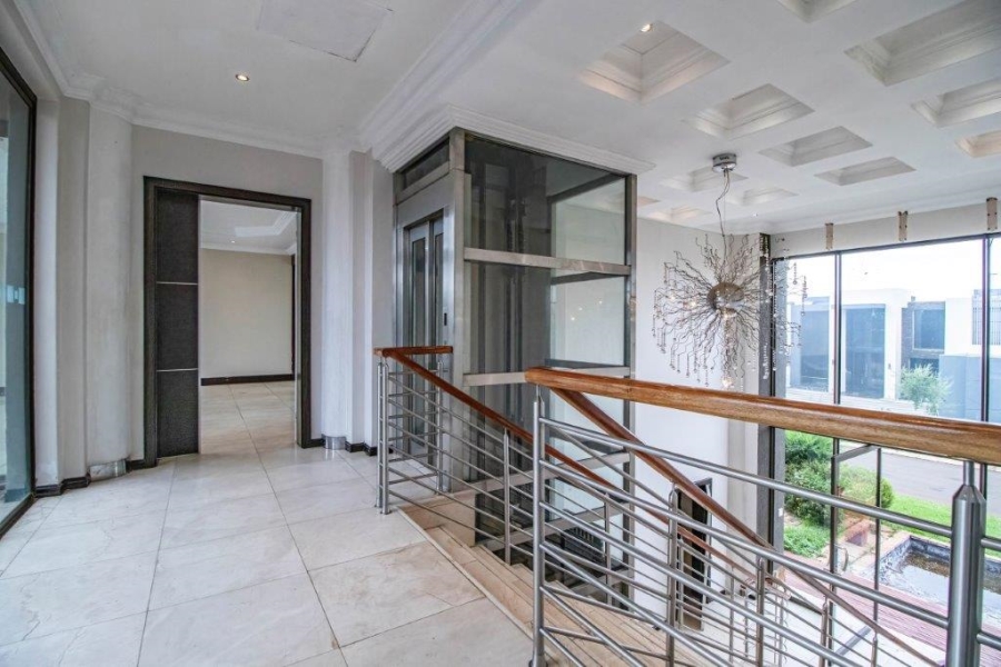 7 Bedroom Property for Sale in Serengeti Lifestyle Estate Gauteng