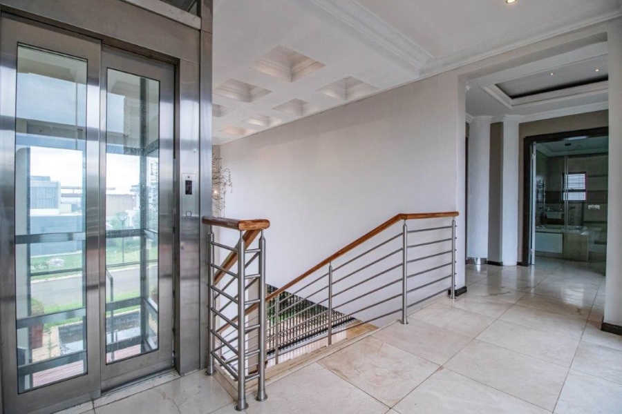 7 Bedroom Property for Sale in Serengeti Lifestyle Estate Gauteng
