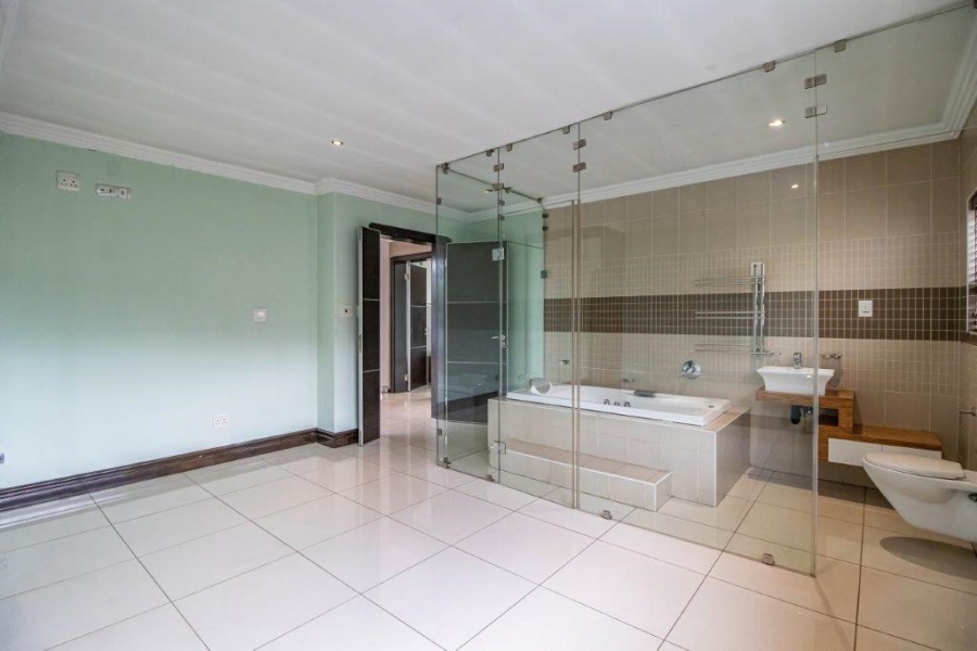 7 Bedroom Property for Sale in Serengeti Lifestyle Estate Gauteng