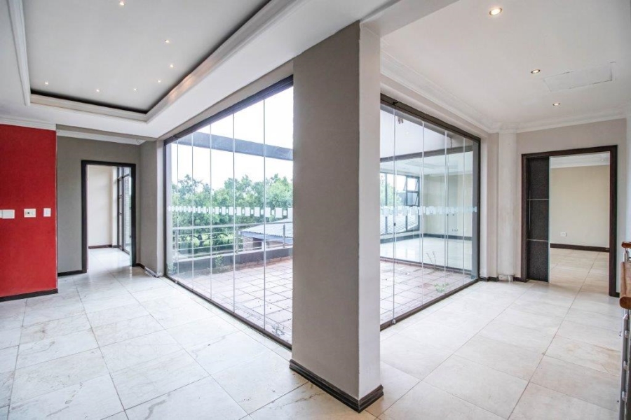 7 Bedroom Property for Sale in Serengeti Lifestyle Estate Gauteng